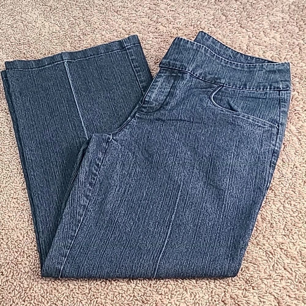 Intro. Casual Elegance blue jeans